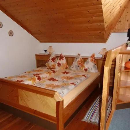 Zimmer Und Ferienwohnungen 