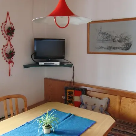 Zimmer Und Ferienwohnungen 