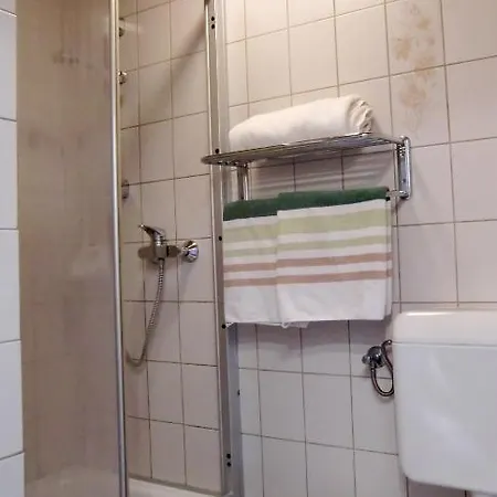 Zimmer Und Ferienwohnungen 